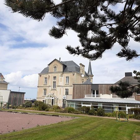 Les Tourelles Village De Vacances Asnelles Exteriör bild