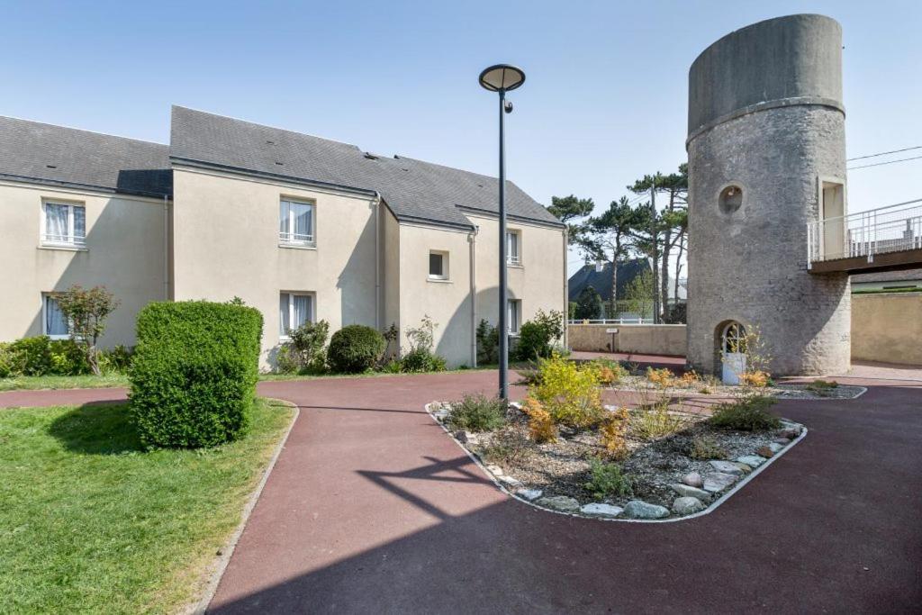 Les Tourelles Village De Vacances Asnelles Exteriör bild